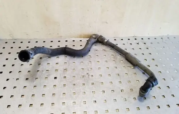 BMW X5 E70 Engine coolant pipe/hose
