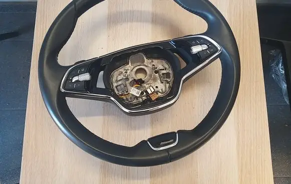 Skoda Octavia Mk4 Steering wheel 5E3419093AT 5E3959542E