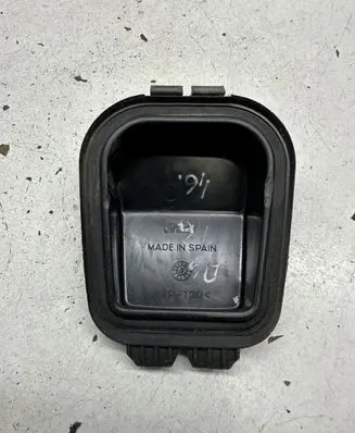 Audi A4 S4 B5 8D Headlight/headlamp dust cover 