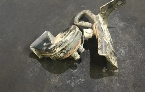 Audi A6 S6 C4 4A Horn signal 4a0951229