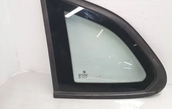 BMW X1 E84 Rear side window