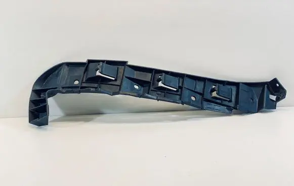 Seat Toledo III (5P) Bumper support mounting bracket corner 5P5807393