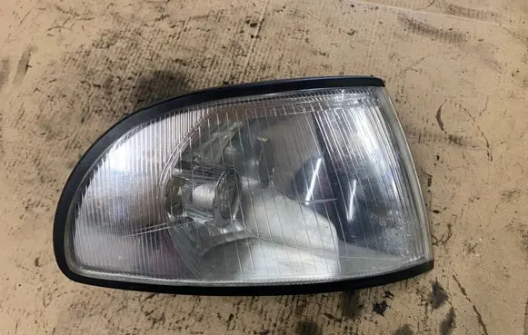 Audi A4 S4 B5 8D Front indicator light 014411524RC