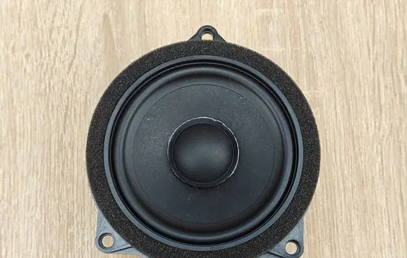 BMW X4 G02 Front door speaker 6809629