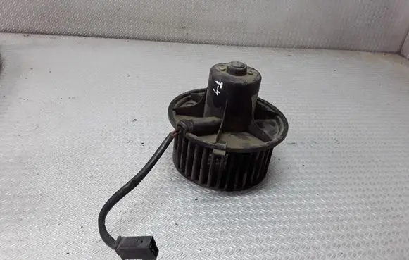 Volkswagen Transporter - Caravelle T4 Heater fan/blower 357819021