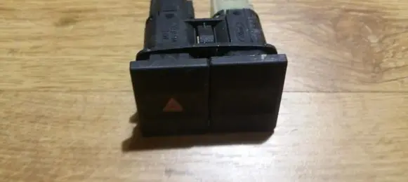 Ford Mondeo Mk III Hazard light switch 2s7t13a350da 2s7t-13a350-da