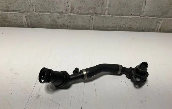 BMW 7 F01 F02 F03 F04 Breather hose/pipe 72357257 7640285