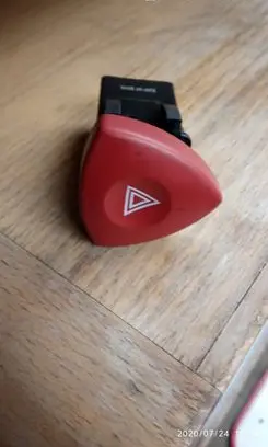 Renault Trafic II (X83) Hazard light switch DF32524