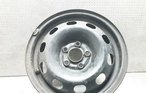 Volkswagen Golf IV R14 steel rim 1J0601027J