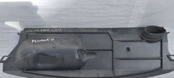Renault Megane III Radiator trim 214760021R