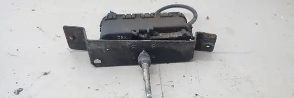 Volvo XC70 Headlight wiper motor 