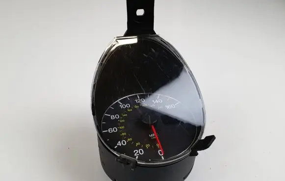 Alfa Romeo 156 Speedometer (instrument cluster) 156049821