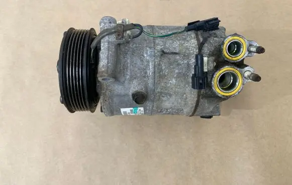 Land Rover Range Rover Sport L494 Air conditioning (A/C) compressor (pump) 9X2319D629DA
