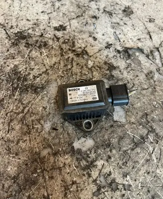 Toyota Avensis T250 ESP acceleration yaw rate sensor 0265005273 5005462 8618305337