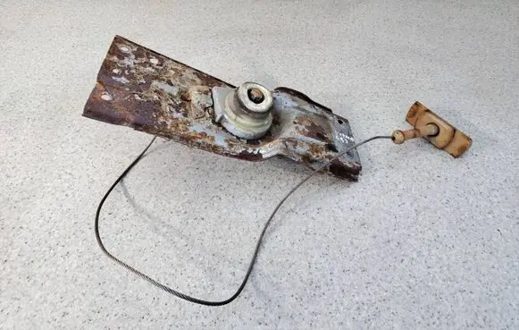 Chrysler Grand Voyager IV Spare wheel mounting bracket 