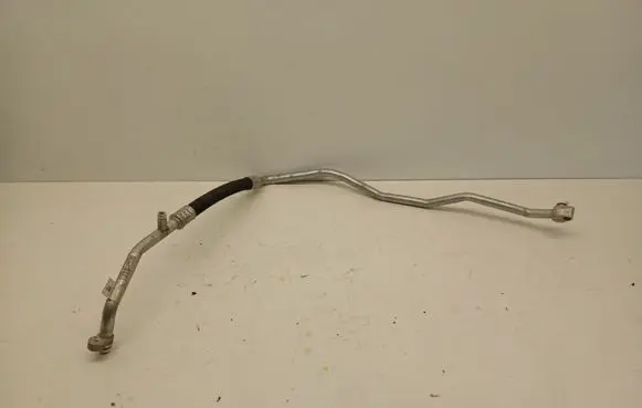 BMW 2 F46 Air conditioning (A/C) pipe/hose 6832950 16366711