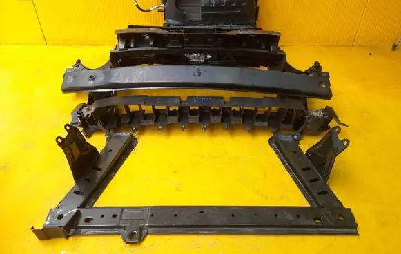 Renault Kangoo II Radiator support slam panel 214816538R 622102554R
