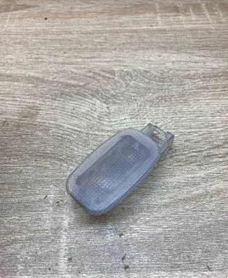 Mercedes-Benz E W211 Other interior light A2118203801 156905Used