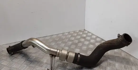 Ford Mondeo MK IV Intercooler hose/pipe