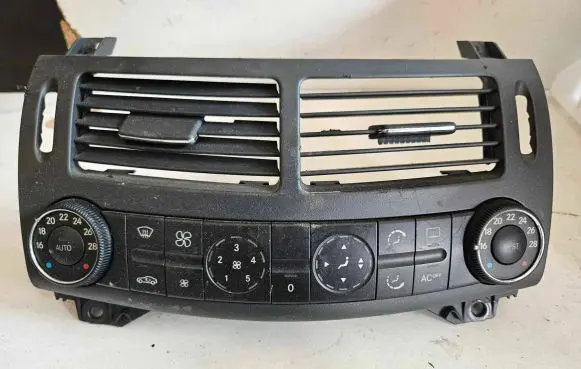 Mercedes-Benz E W211 Climate control unit 2118300190 00021405