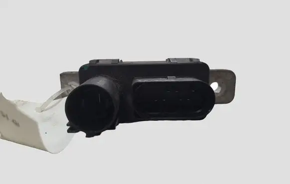 Volvo V40 Glow plug pre-heat relay 31431776 0281003145