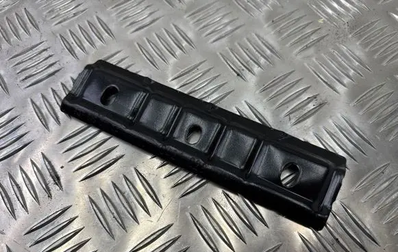 Battery bracket
