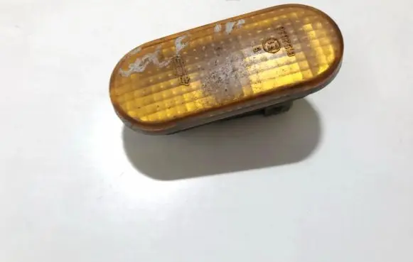 Volkswagen Golf III Front fender indicator light 3a0949117a