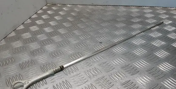 Mitsubishi Outlander Oil level dip stick 