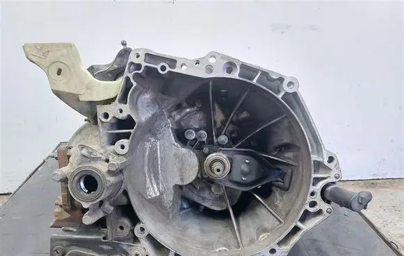 Citroen C3 Picasso Manual 5 speed gearbox 9680886610