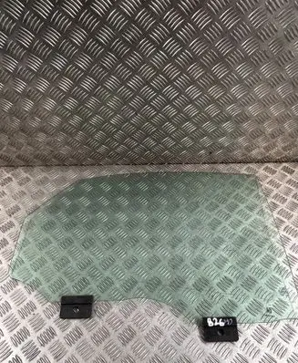 Audi A8 S8 D4 4H Rear door window glass 4H0845026F