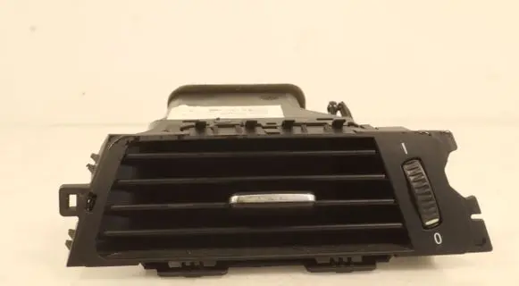 BMW 3 E90 E91 Dashboard side air vent grill/cover trim 91304609