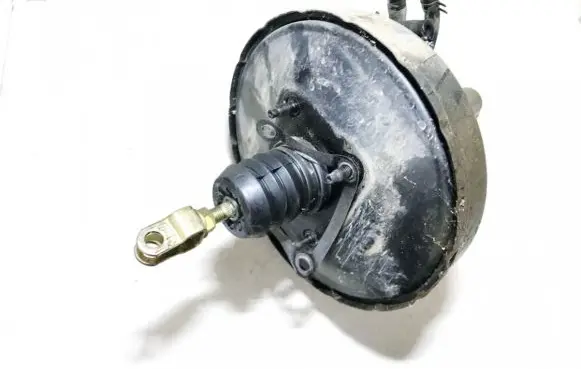 Mitsubishi Lancer Brake booster 83305106