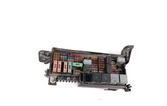 Mercedes-Benz ML W164 Fuse module A1645403372