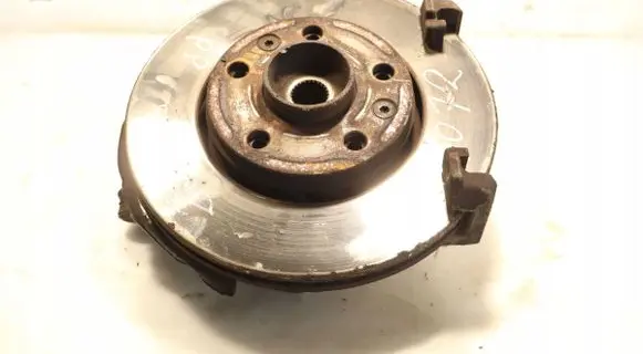Renault Fluence Front wheel hub spindle knuckle 835-R