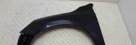 Volvo V60 Fender