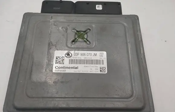 Skoda Fabia Mk3 (NJ) Engine control unit/module 03F906070JM 5WP44988 03F907309AL