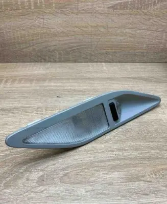 BMW 7 E38 Rear seat light 8363612 RightSide