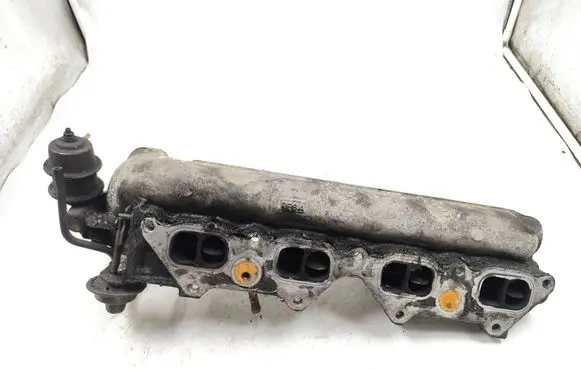 Mazda MPV II LW Intake manifold RF6A