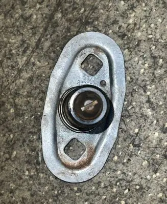 BMW 5 E39 Engine bonnet/hood lock/latch loop/hook 8176594