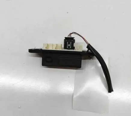 Toyota Yaris Cross Tailgate/boot open switch button 84840F4020