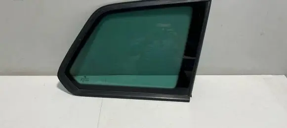Volkswagen Golf VII Rear side window 5G9845298F 28955 5G9845298FNVB