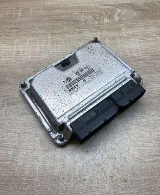 Volkswagen Golf IV Engine control unit/module ECU 038906012L 0281010112