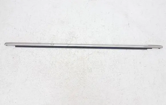 Ford Fusion II Front door glass trim molding DS73F20562 DS73F20562A DS73F20563