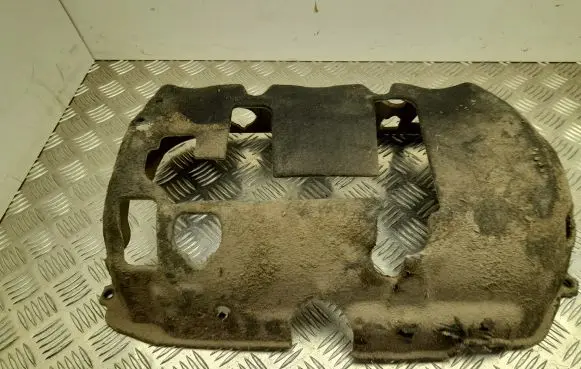 Exhaust heat shield