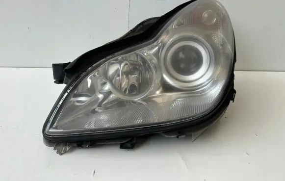 Mercedes-Benz CLS C219 Headlight/headlamp