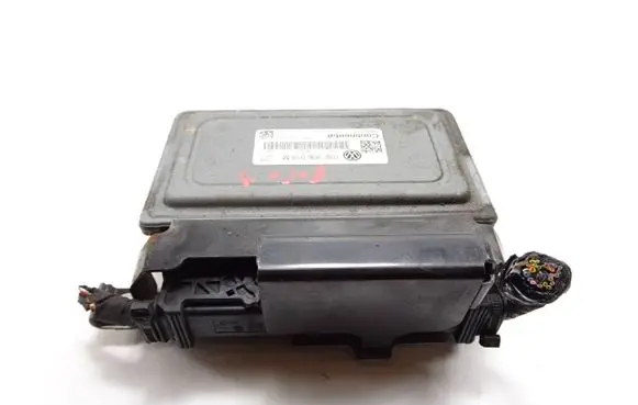Volkswagen Polo V 6R Engine control unit/module 03E906019M 5WA11002 03E906019B