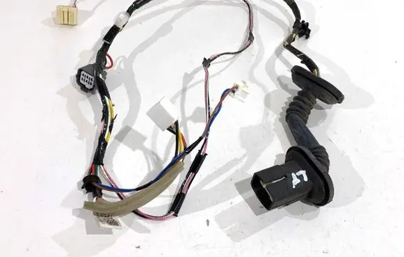Mitsubishi Outlander Rear door wiring loom 
