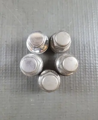 Toyota RAV 4 (XA50) Nuts/bolts 