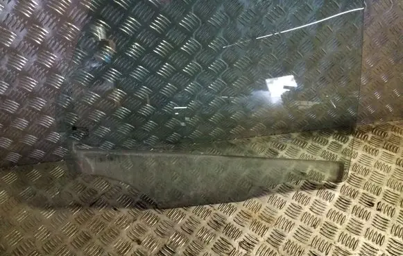 Opel Astra J Rear door window glass 