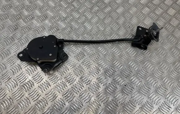 KIA Sorento Spare wheel mounting bracket 